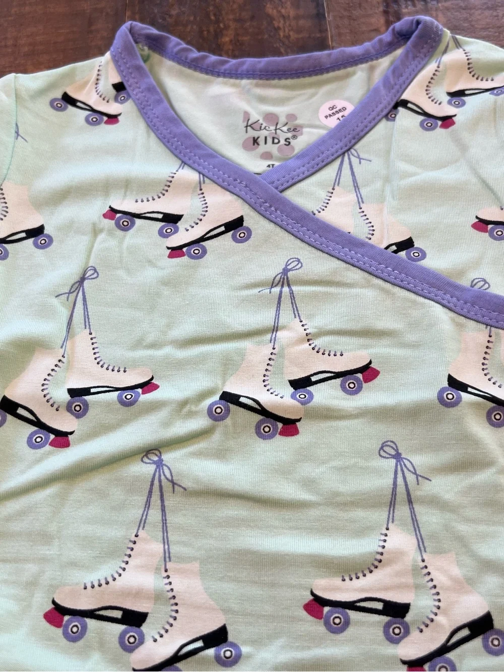 Kickee Pants size 4T Pistachio roller skates kimono pajamas set new